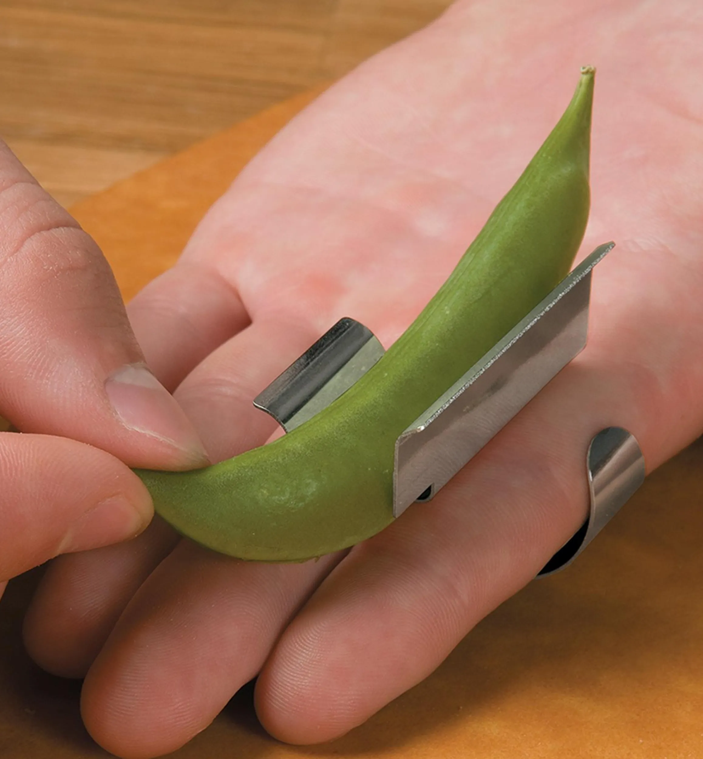 Lee Valley Peelers>Peapod Splitter