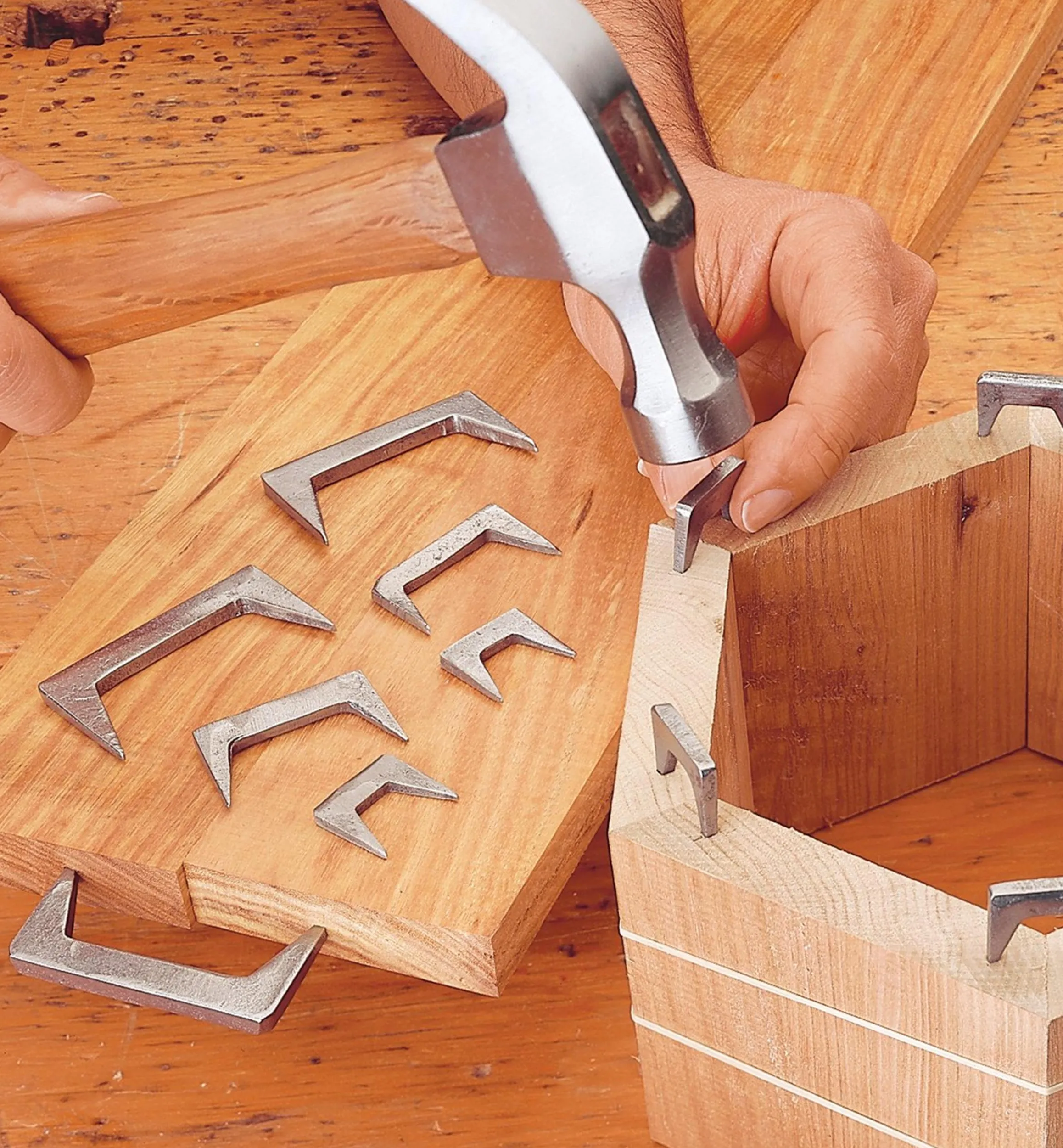 Lee Valley Hand Tools>Pinch Dogs