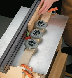 Lee Valley Casters & Wheels><noscript><img width=