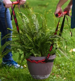 Lee Valley Garden Care>PotLifter