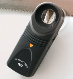 Lee Valley Office>15-Power Lighted Loupe