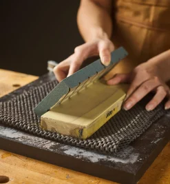 Lee Valley Sharpening>Pride Abrasive Truing Stone For Water Stones