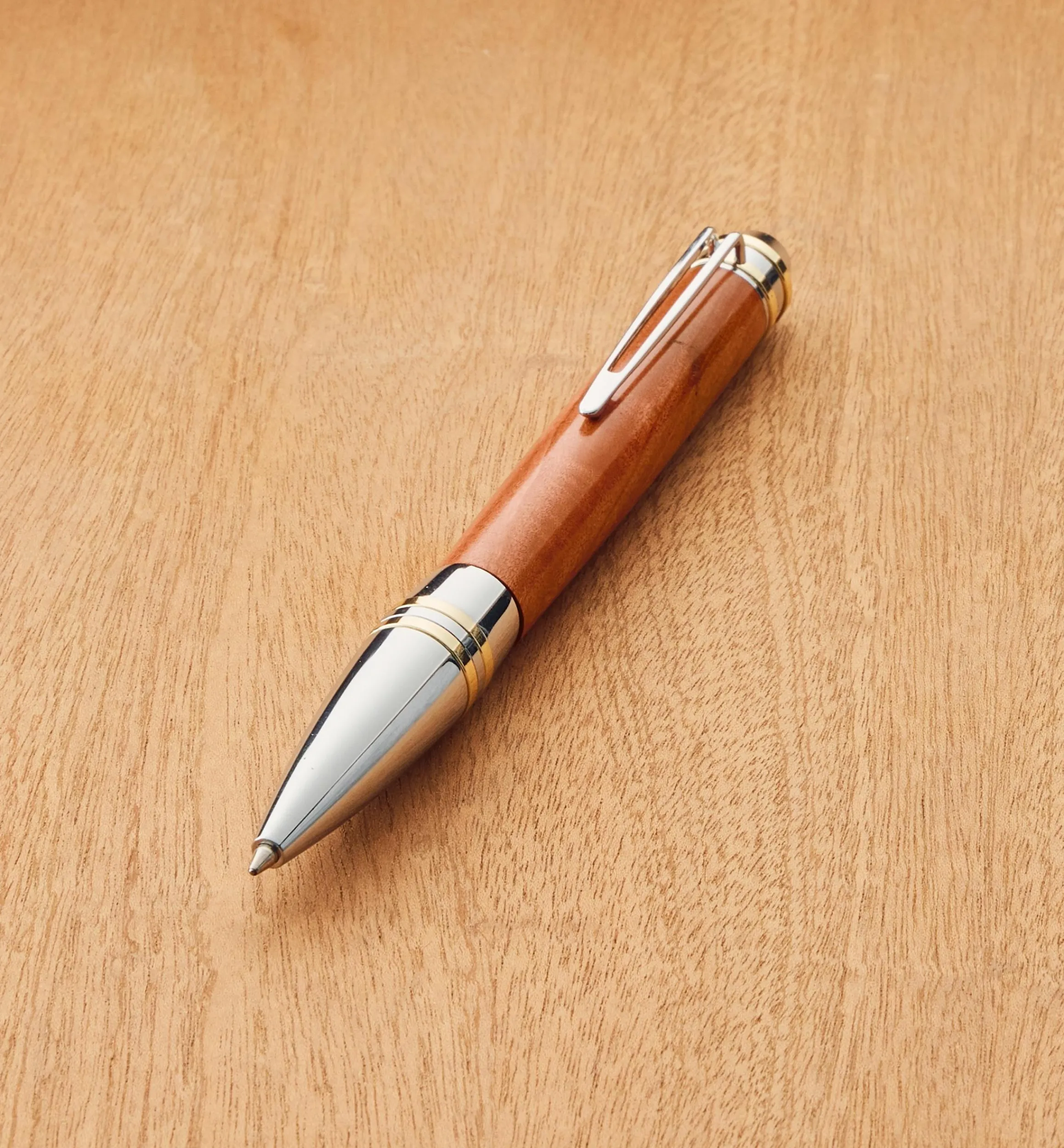 Lee Valley Project Supplies>Professional Ballpoint Twist Pen Hardware
