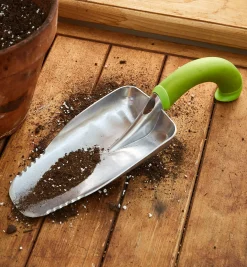 Lee Valley Indoor Gardening>Radius Ergonomic Soil Scoop