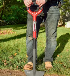 Lee Valley Lawn Care>Radius Root-Cutter Lawn Edger