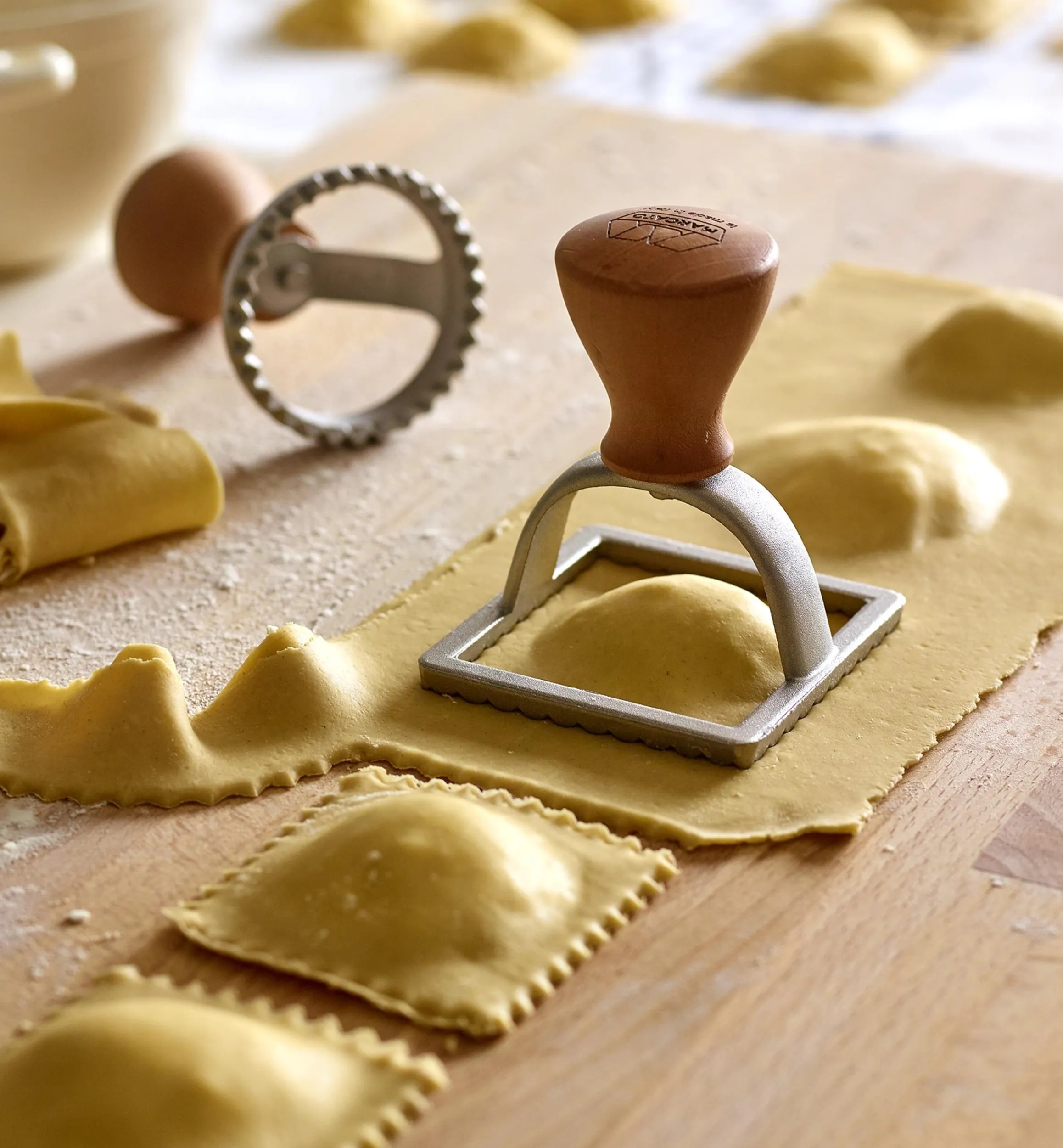 Lee Valley Pasta Making>Ravioli Stamp Set