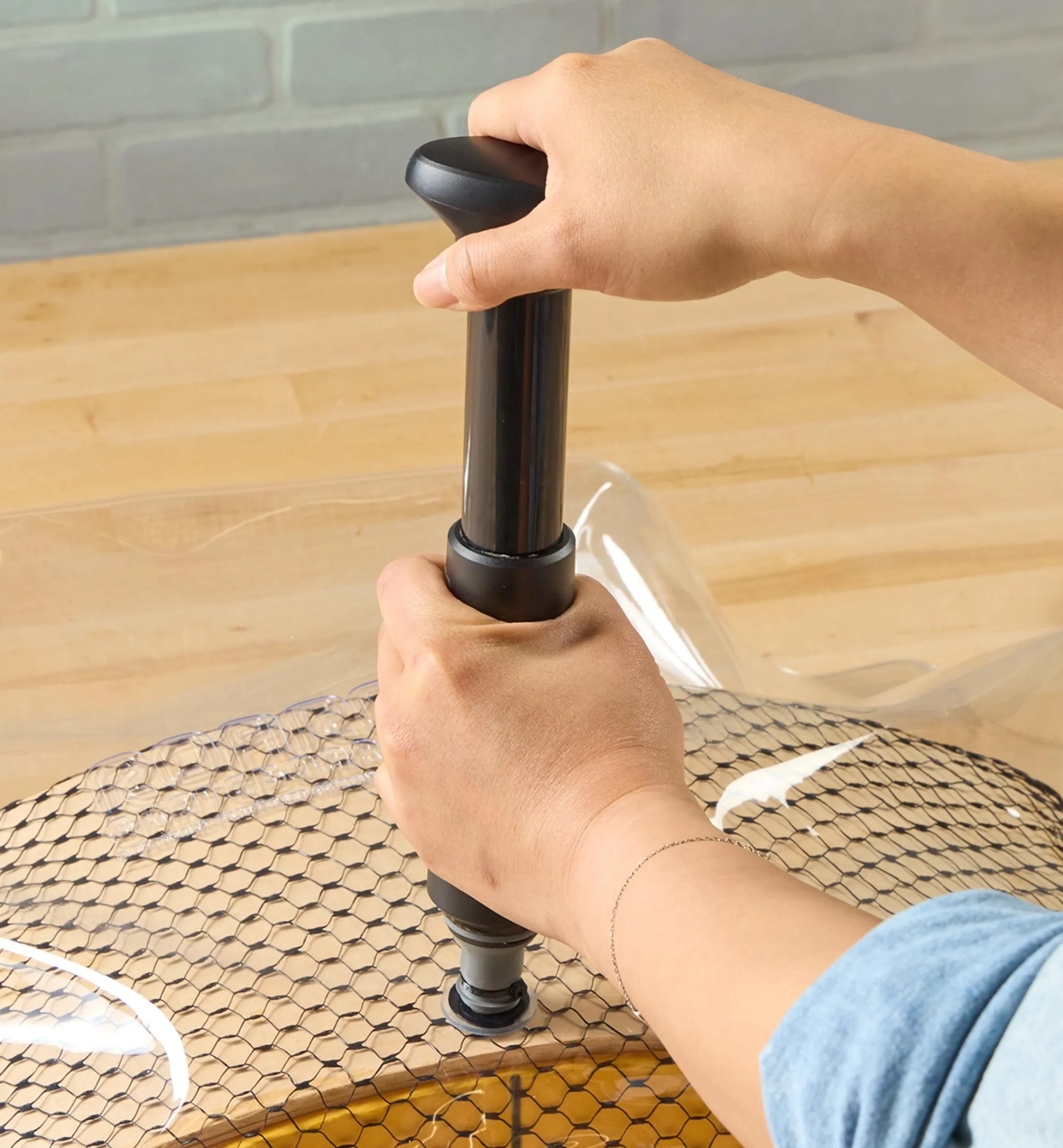 Lee Valley Supplies>Replacement Valve Caps For Vacuum Presses