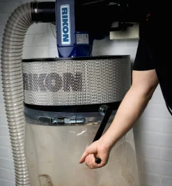 Lee Valley Workshop>Rikon 1 Hp Wall-Mount Dust Collector (Model 60-101)