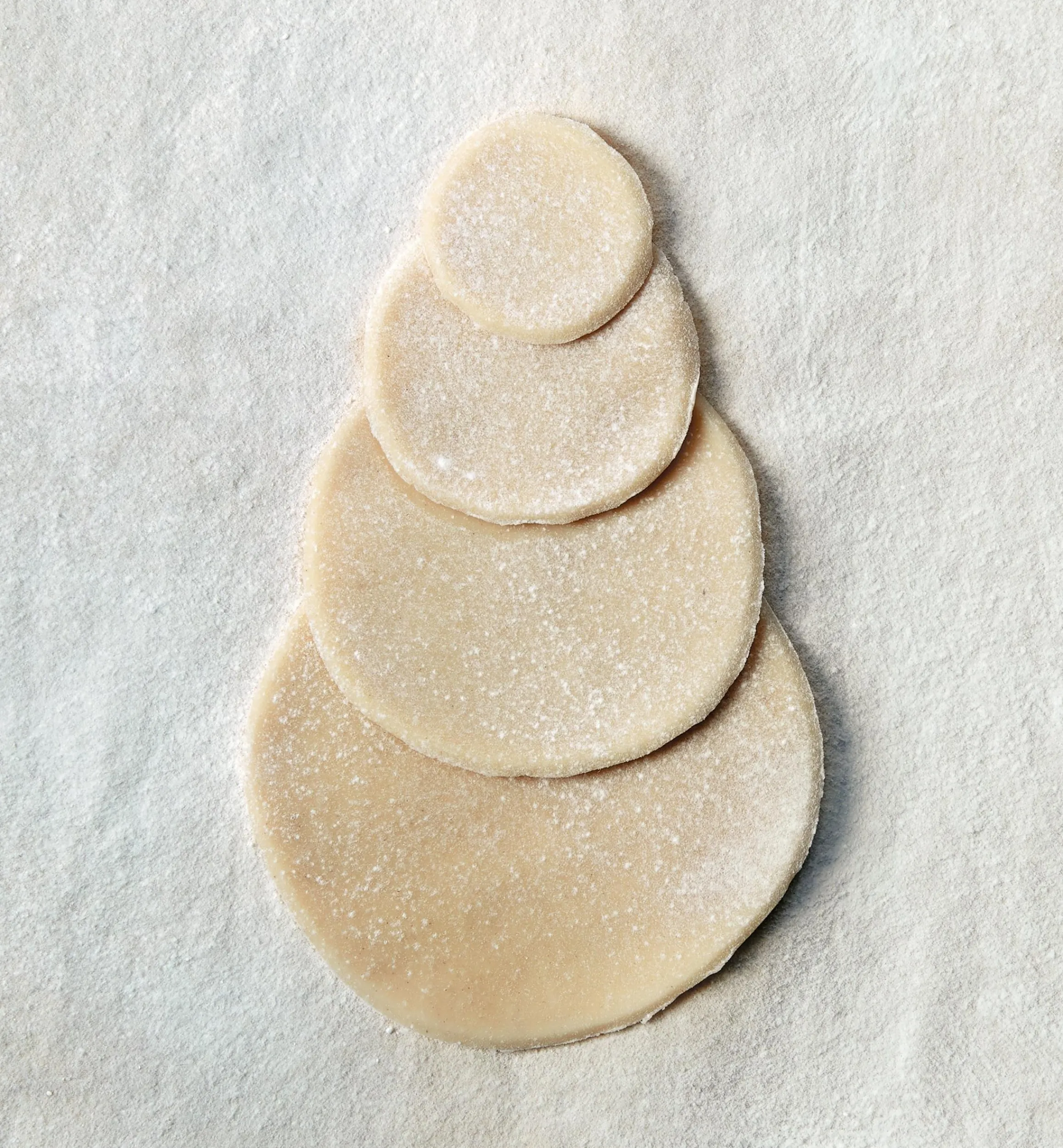 Lee Valley Pastry Tools>Rolling Circle Cutter