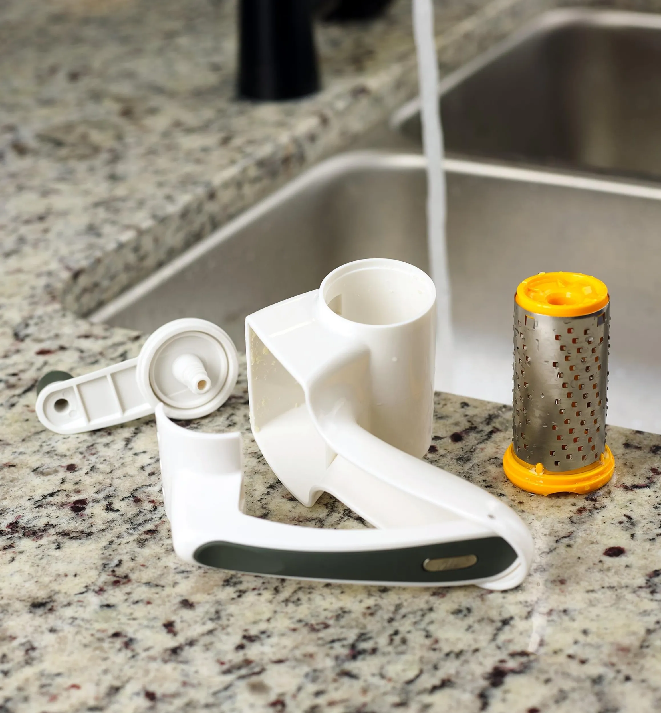 Lee Valley Kitchen Tools>Rotary Cheese Grater