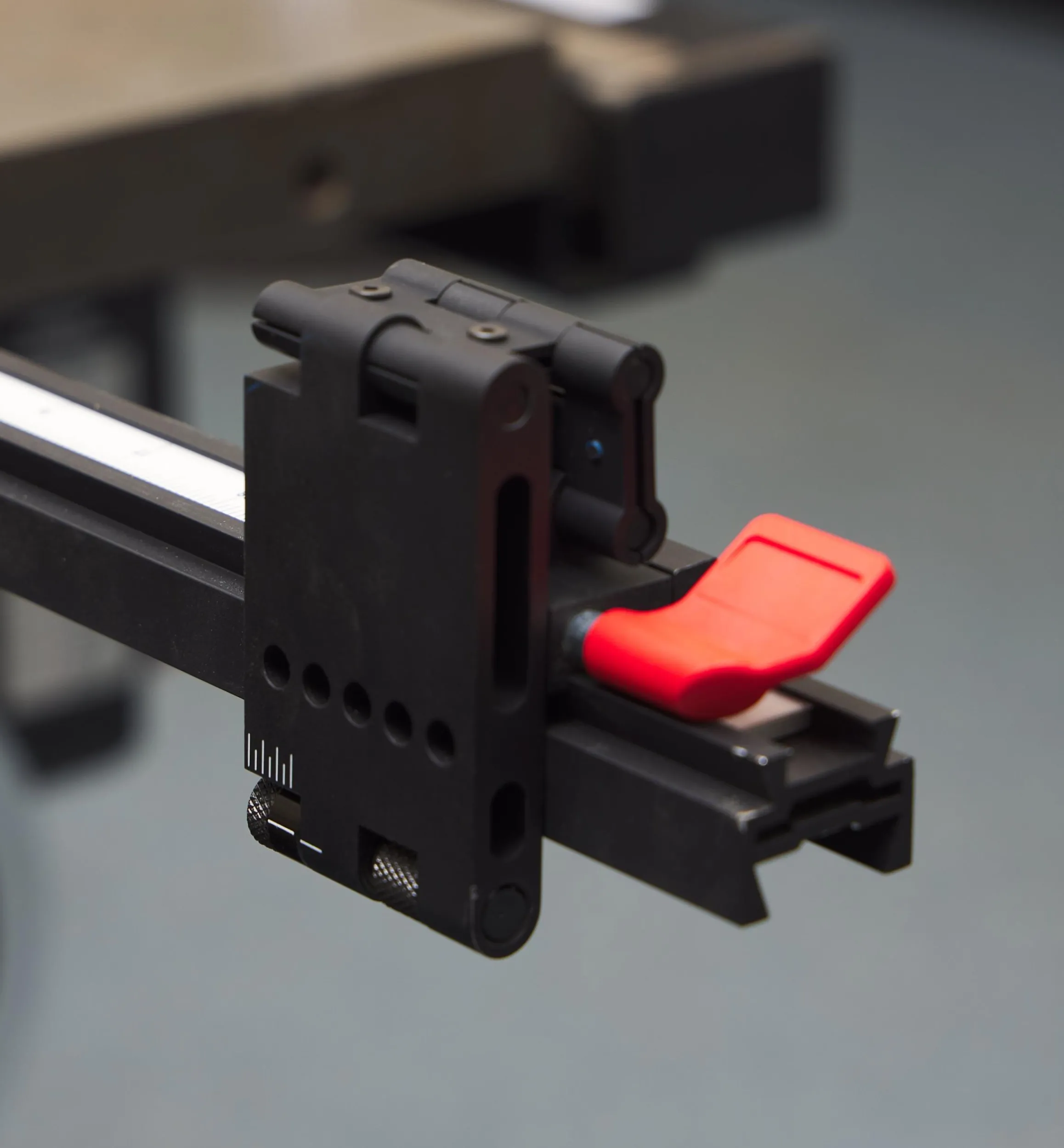 Lee Valley Power Tool Accessories>SawStop Revolution Miter Gauge