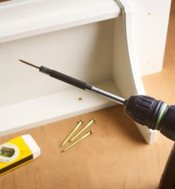 Lee Valley Screwdrivers>Screw Holder/Driver