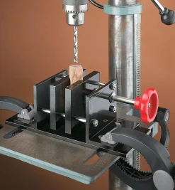 Lee Valley Workshop>Self-Centering Pen Drilling Vise