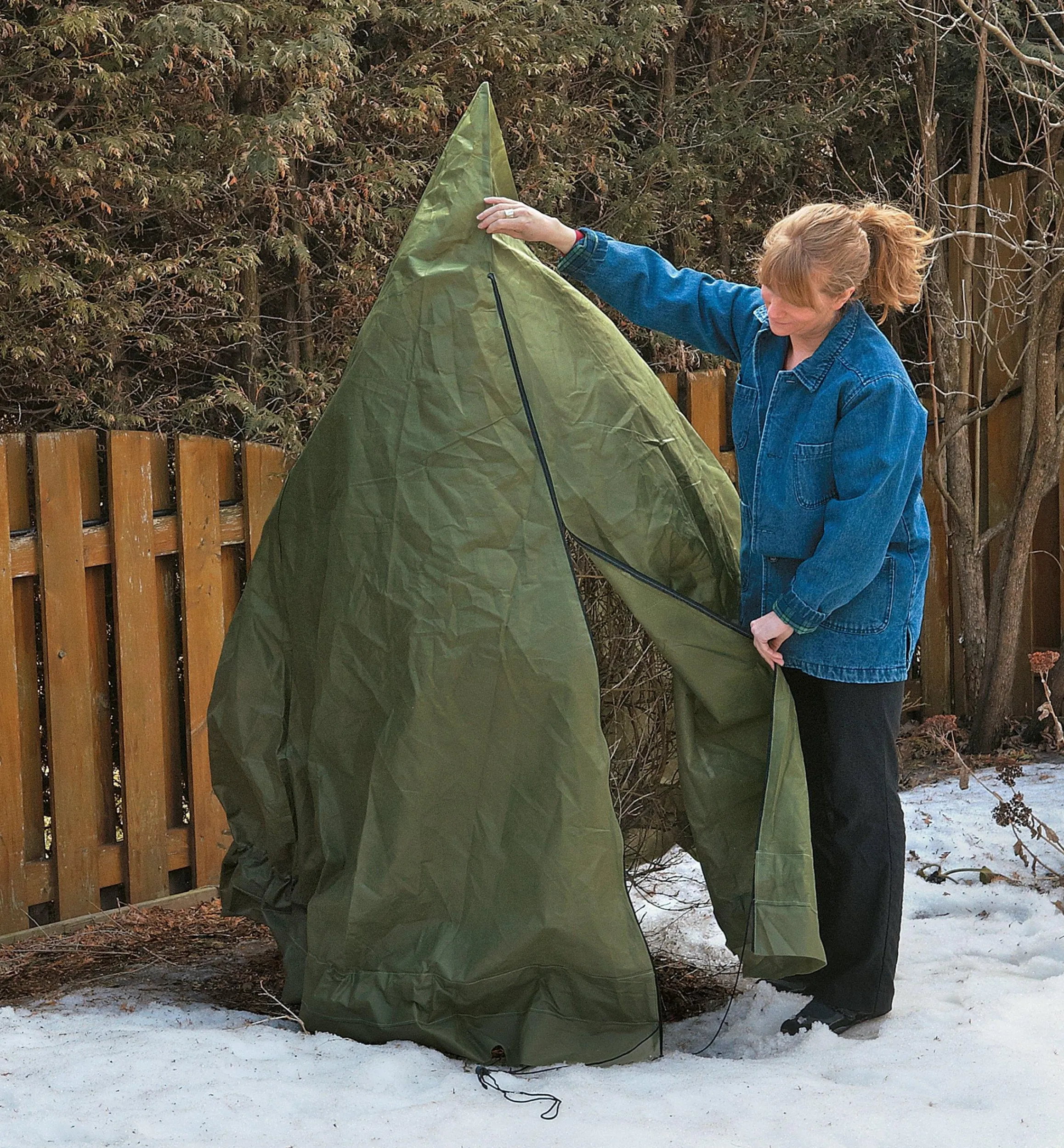 Lee Valley Plant Protection>Shrub & Potted Plant Protector