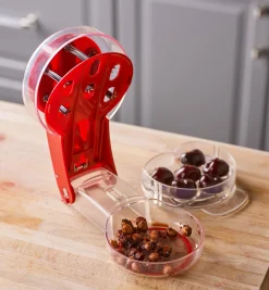 Lee Valley Kitchen Tools><noscript><img width=