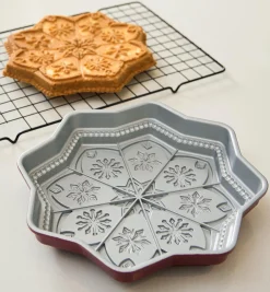 Lee Valley Bakeware>Snowflake Shortbread Pan
