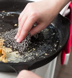 Lee Valley Cleaning>Stainless-Steel Chain Mail Scrubber