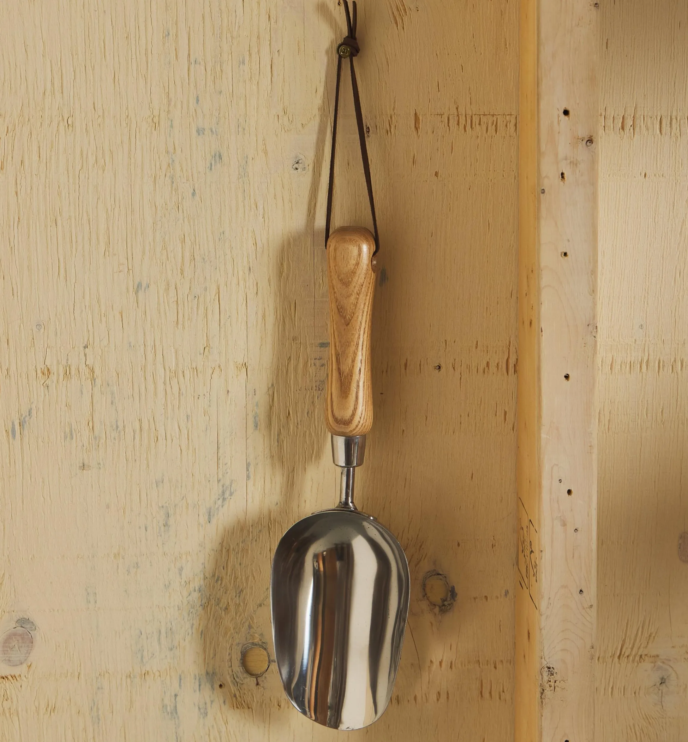 Lee Valley Indoor Gardening>Stainless-Steel Scoop