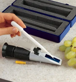 Lee Valley Harvesting>Sugar Tester (Brix Refractometer)