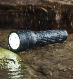 Lee Valley Lighting>Suprabeam Q7XRS Flashlight