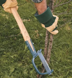 Lee Valley Garden Care>Swedish Clearing Axe