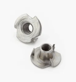 Lee Valley Jig & Fixture Parts>Three-Prong T-Nuts (5/16-18 Thread)