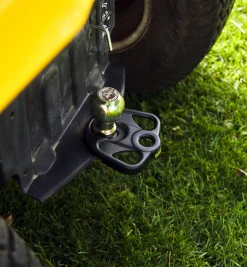 Lee Valley Lawn Care>Three-Way Hitch Plate