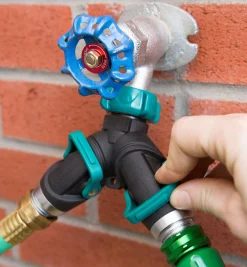 Lee Valley Hoses & Accessories>Thumb-Operated Shut-Off Valves