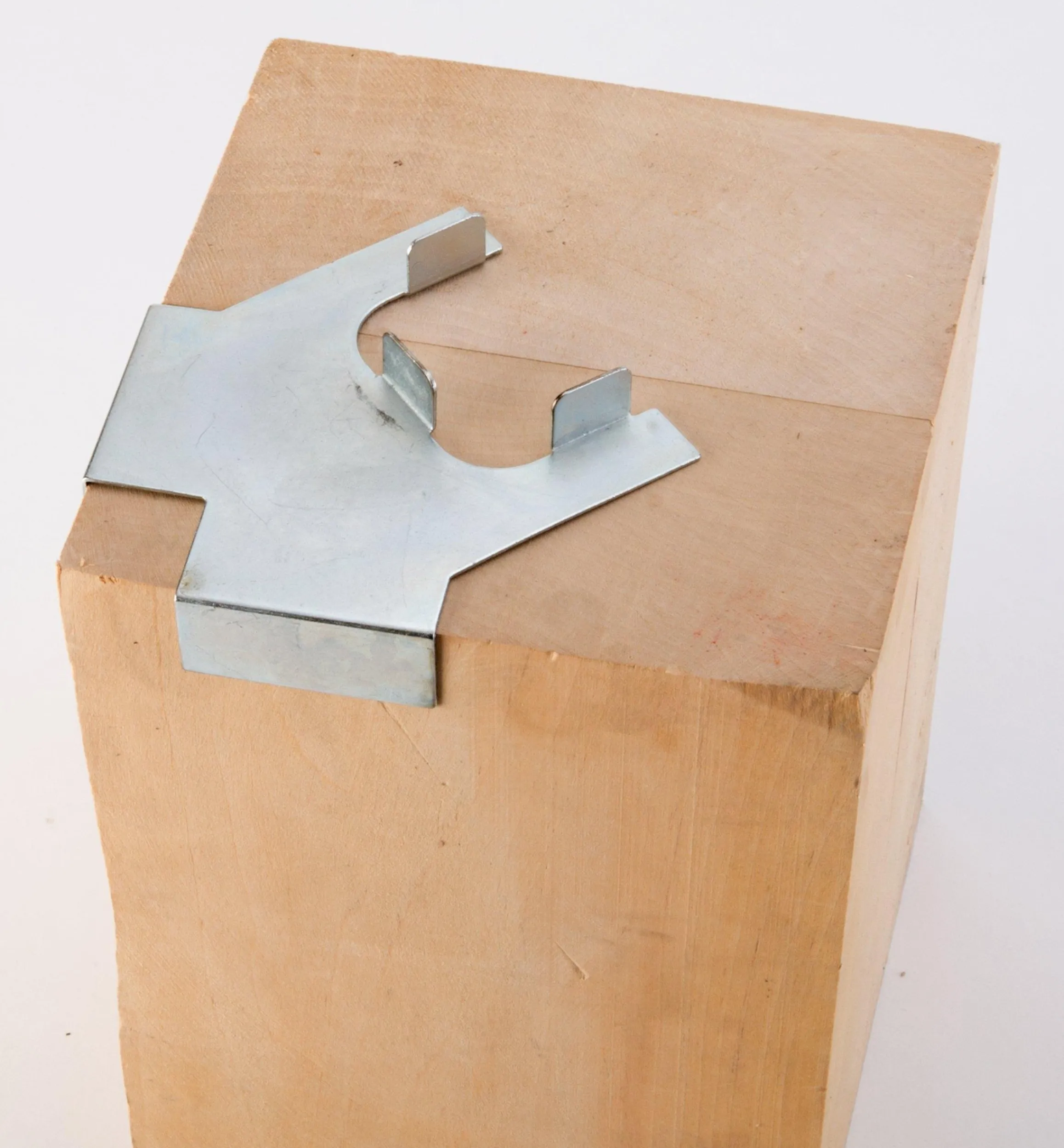 Lee Valley Outdoor Hardware>Titan Post Center Guides