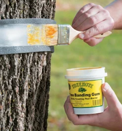 Lee Valley Pest Control>Tree Banding Kit