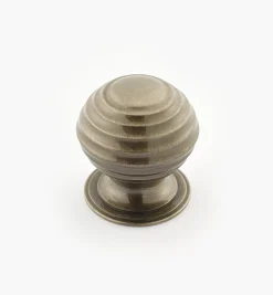 Lee Valley Knobs>Turned Brass Ridged Knobs