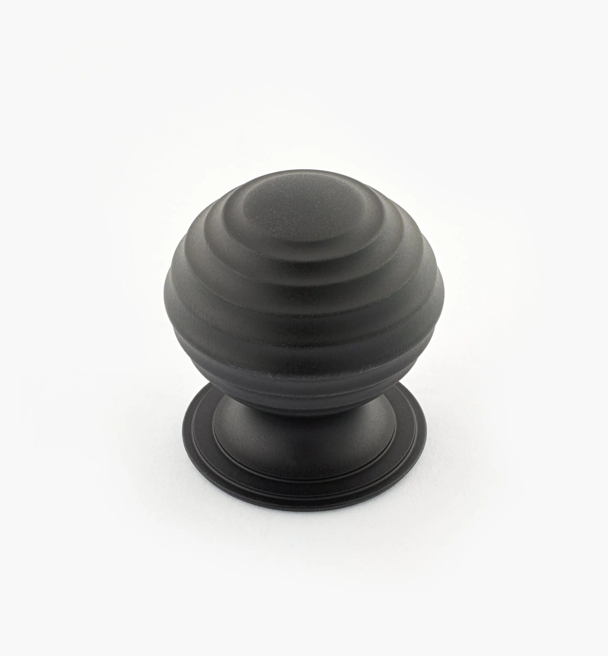 Lee Valley Knobs>Turned Brass Ridged Knobs