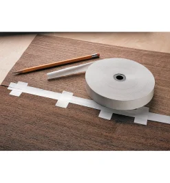 Lee Valley Supplies>Veneer Tape
