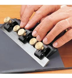 Lee Valley Sharpening>Veritas Jointer Blade Sharpener