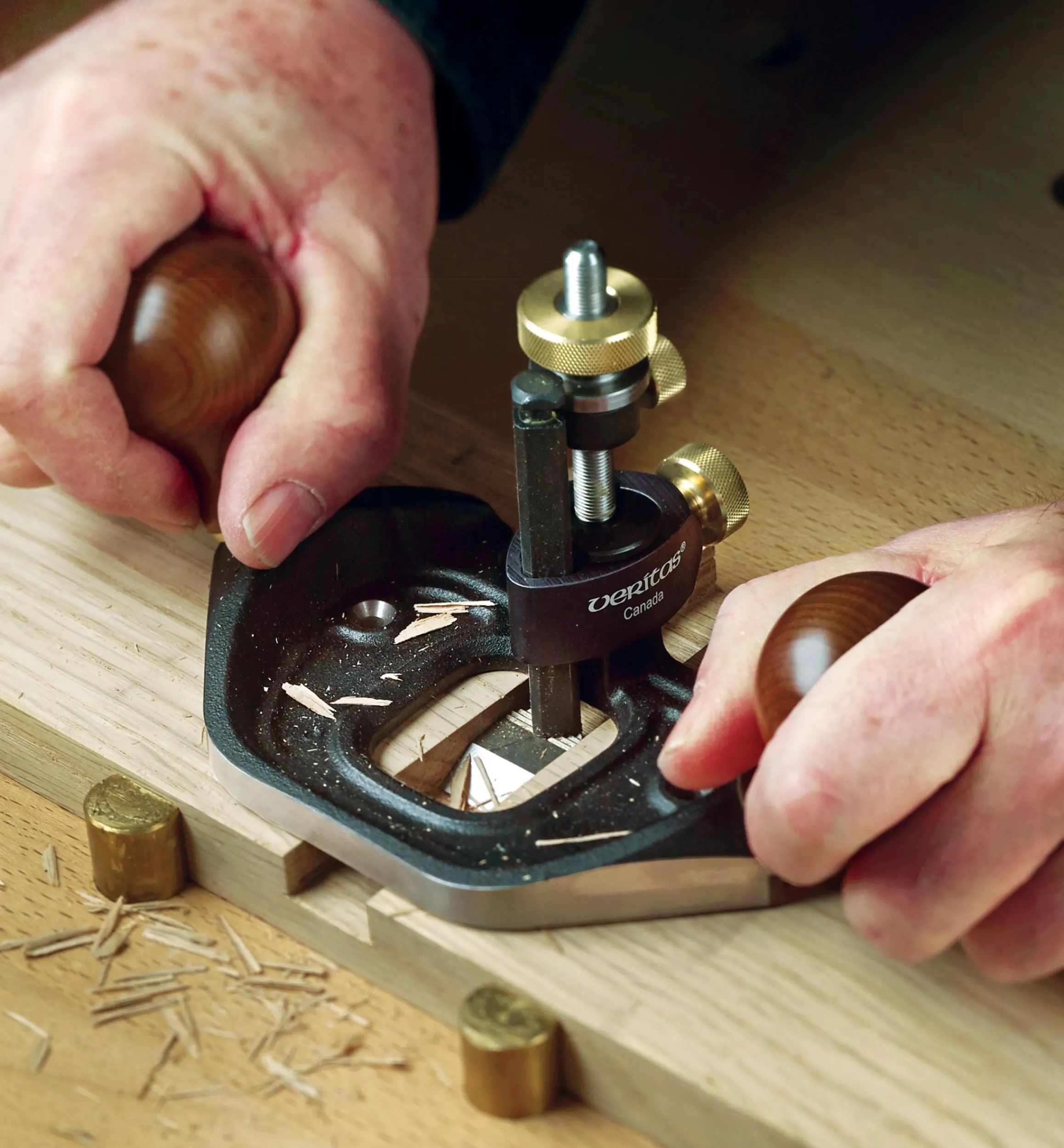 Lee Valley Routing>Veritas Large Router Plane, Box & Imperial Blades Set