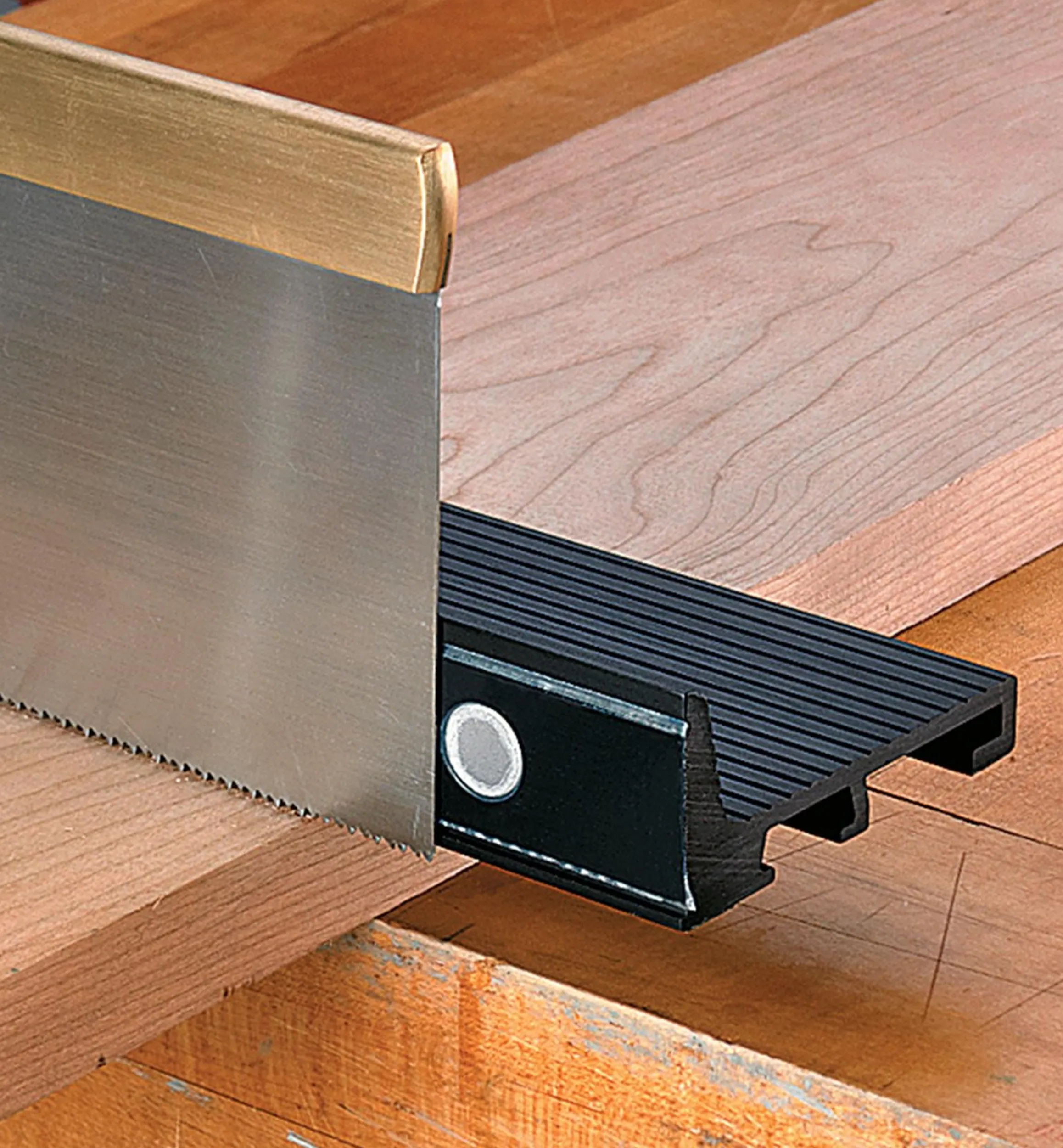 Lee Valley Magnets|Magnets>Veritas Magnetic Saw Guides