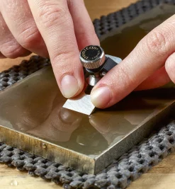 Lee Valley Hand Tools>Veritas Miniature Honing Guide