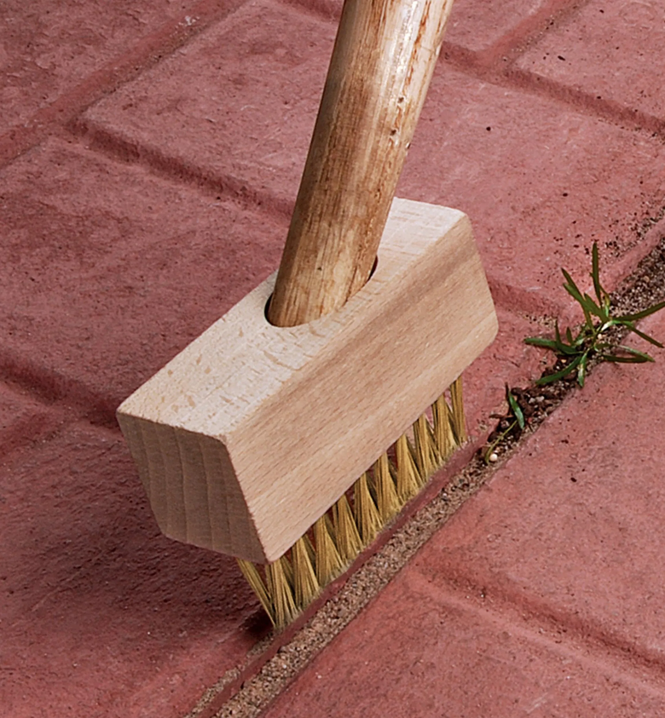 Lee Valley Garden Care>Weed Brush