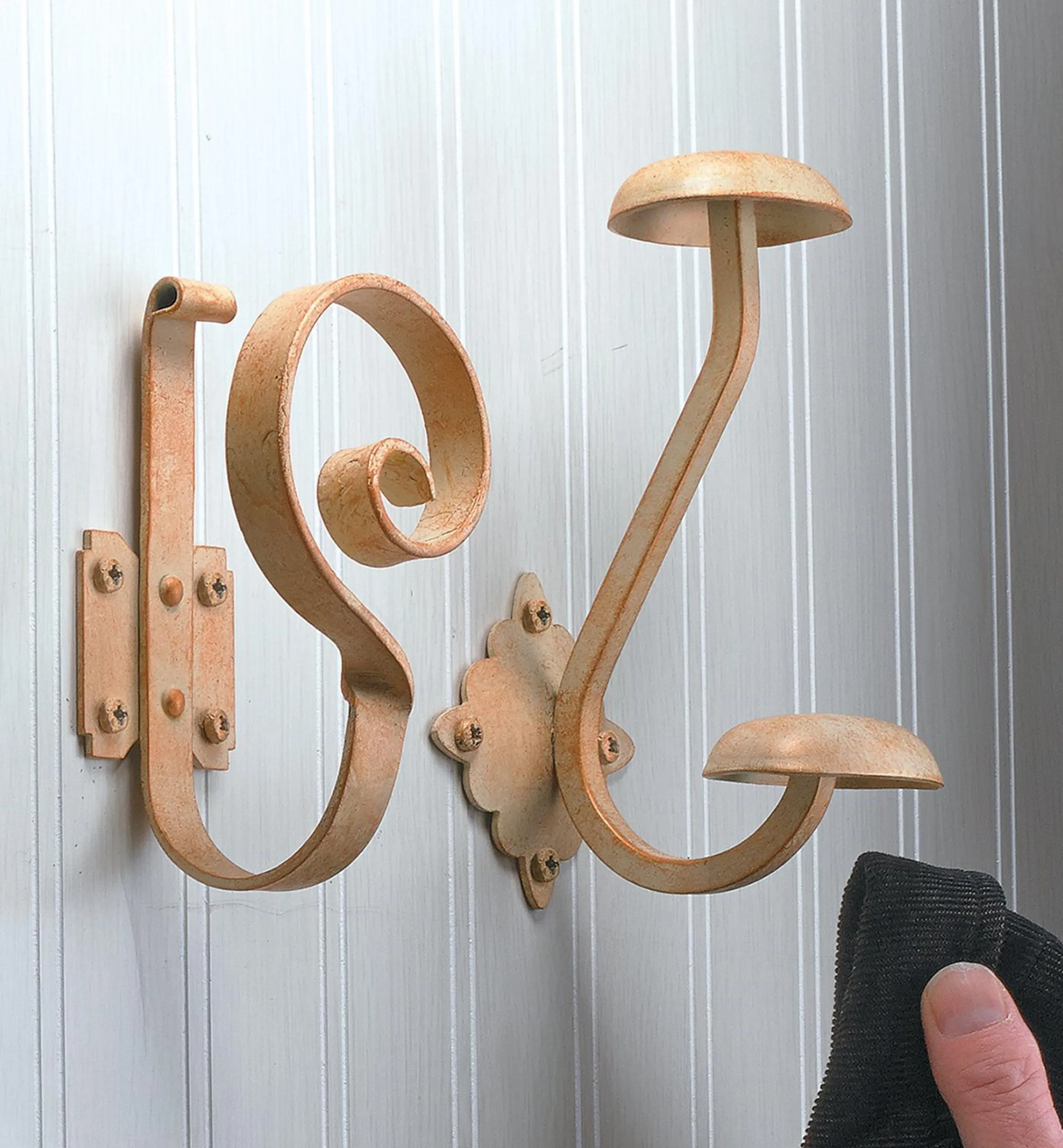 Lee Valley Hooks>Wrought-Iron Single Garment Hook